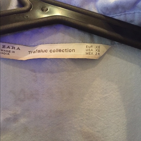 **SOLD**Zara Chambray Top Trafaluc Collection - Picture 7 of 13